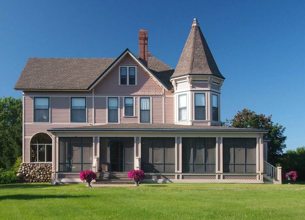 Monthly Lawn Care Schedule for Minnesota