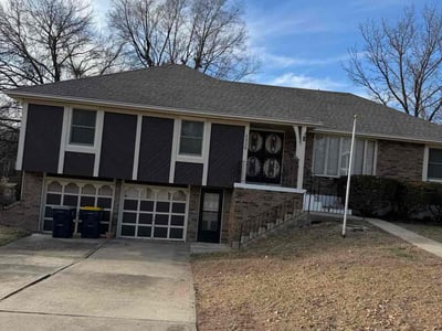 Leaf Removal service in Kansas City, 66101