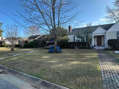 Leaf Removal service in Milton, 32570
