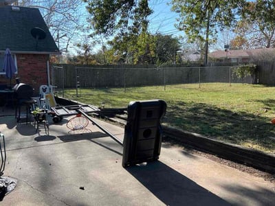 Leaf Removal service in Moore, 73160