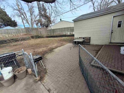 Leaf Removal service in Cape Coral, 33904