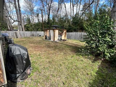 Leaf Removal service in Spartanburg, 29306