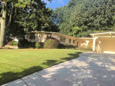 Lawn Care service in Newport, 02840