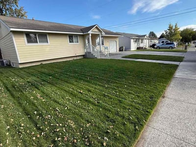 Lawn Care service in Richland, 99352