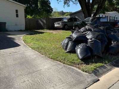 Leaf Removal service in Milton, 32570