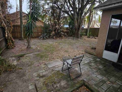 Leaf Removal service in Sanford, 32771