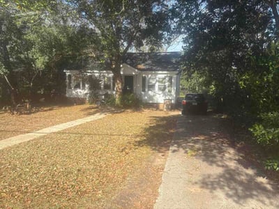 Leaf Removal service in Lafayette, 70501