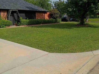Lawn Care service in Lawton, 73501