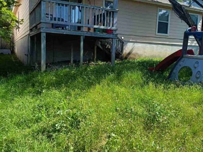 Lawn Care service in Selma, 78154