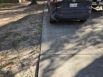 Lawn Care service in Humble, 77338