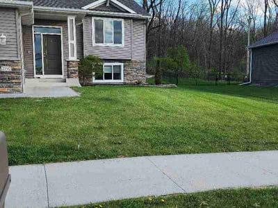 Lawn Care service in Rochester, 55902