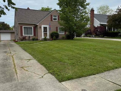 Lawn Care service in Maple Heights, 44137