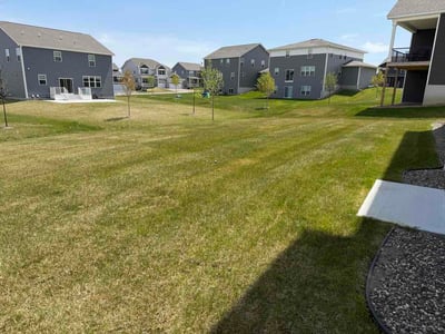 Lawn Care service in Shakopee, 55379
