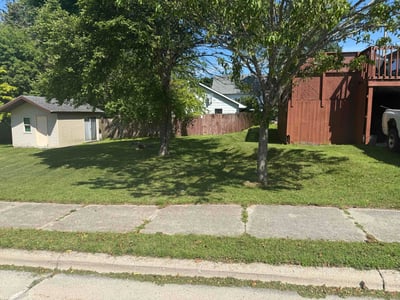 Lawn Care service in La Crosse, 54601