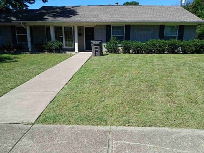 Lawn Care service in Farmers Branch, 75234