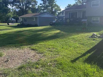 Lawn Care service in Fowlerville, 48836