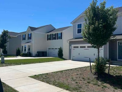 Lawn Care service in Merrifield, 22042