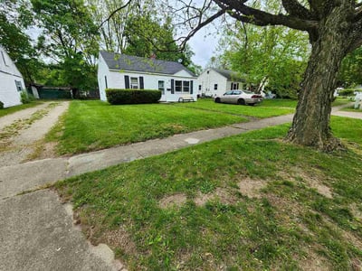 Lawn Care service in Grandville, 49418