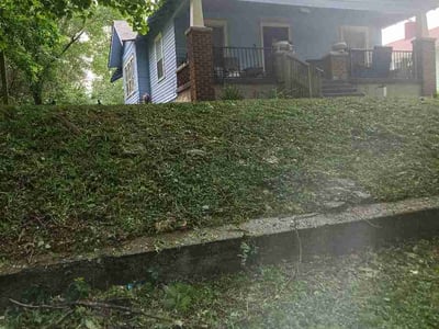 Leaf Removal service in Kansas City, 66101