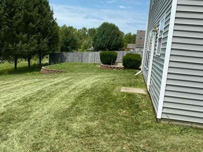 Lawn Care service in Williamsport, 17701