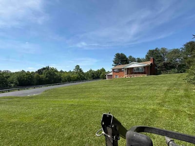 Lawn Care service in Waynesboro, 22980