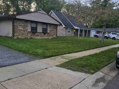 Lawn Care service in Cherry Hill, 08002
