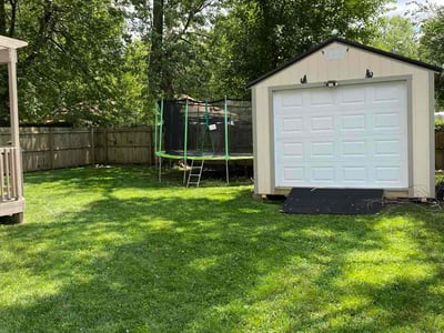 Lawn Care service in Springfield, 65806
