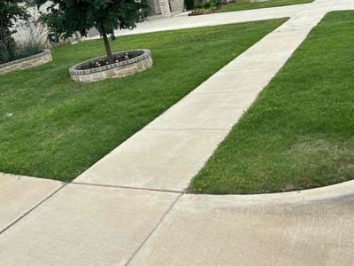Lawn Care service in Cleburne, 76033