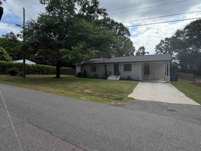 Lawn Care service in Fountain Inn, 29644