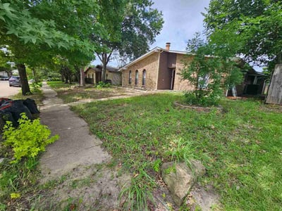 Leaf Removal service in Forney, 75126