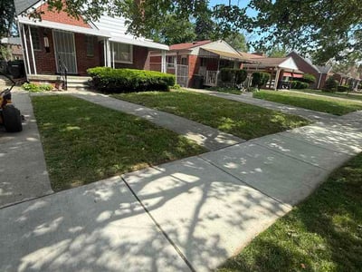 Lawn Care service in Southgate, 48195