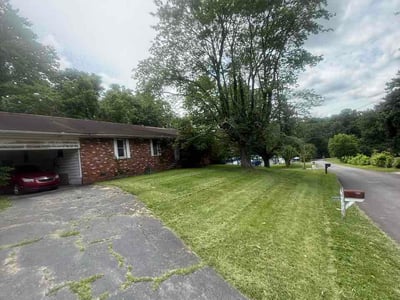 Lawn Care service in Lenoir City, 37771