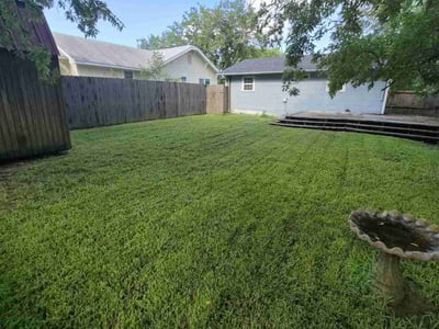 Lawn Care service in Quinlan, 75474