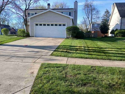Lawn Care service in Streamwood, 60107