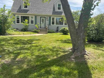 Lawn Care service in Mchenry, 60050