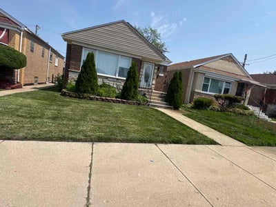 Lawn Care service in Schaumburg, 60194