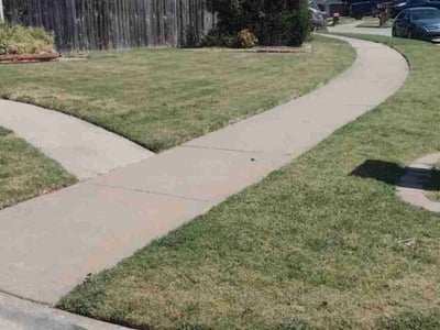 Lawn Care service in Marysville, 95901
