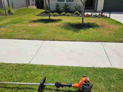 Lawn Care service in Liberty Hill, 78642
