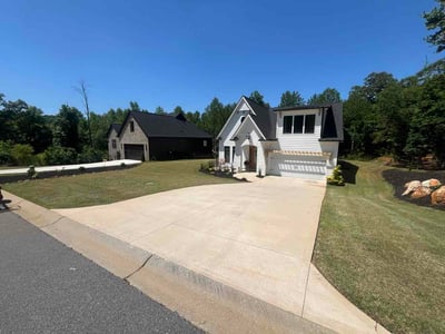 Lawn Care service in Travelers Rest, 29690