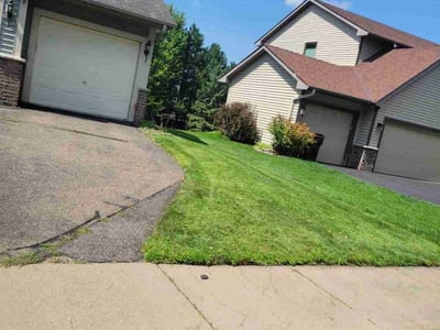Lawn Care service in Chaska, 55318