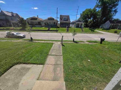Lawn Care service in Clarksville, 47129