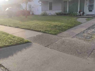 Lawn Care service in Waterford, 48329
