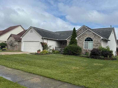 Lawn Care service in Livonia, 48150