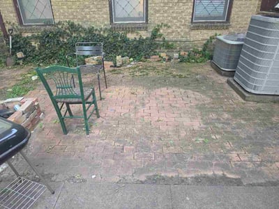 Lawn Care service in Dallas, 75201