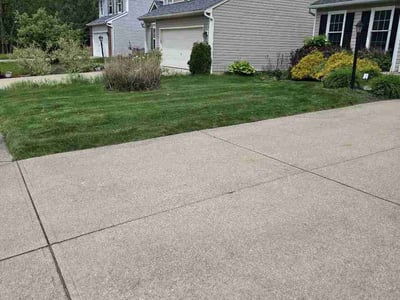 Lawn Care service in Brunswick, 44212