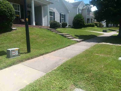 Lawn Care service in Huntersville, 28078