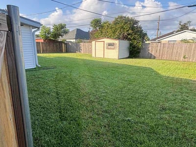 Lawn Care service in Metairie, 70001