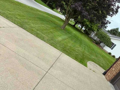 Lawn Care service in Camden, 08104