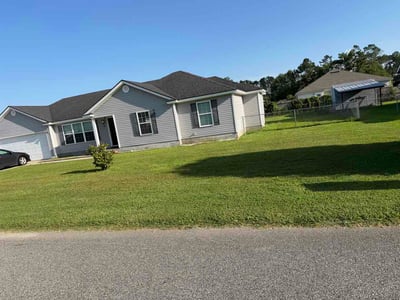 Lawn Care service in Brunswick, 31520