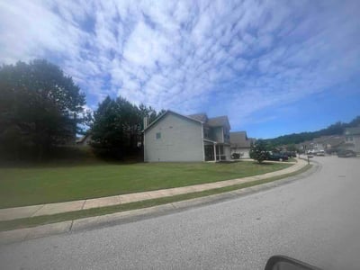Lawn Care service in Calera, 35040